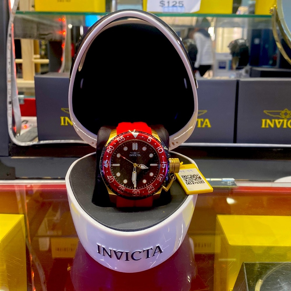Invicta Pro Diver 39508 Men's Quartz Watch - 50mm